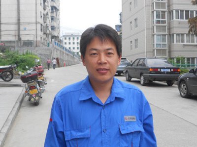 吴伟华